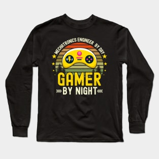 Mechatronic engineer Lover by Day Gamer By Night For Gamers Long Sleeve T-Shirt